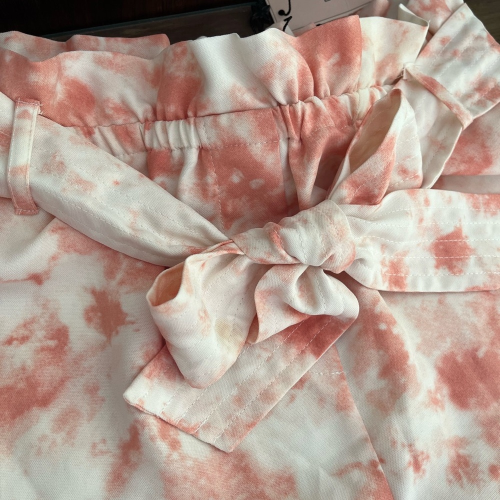 BCBGeneration Women's Shorts Dressy Tie Dye Waist Belted, Sz Sm, NWT - Picture 7 of 10